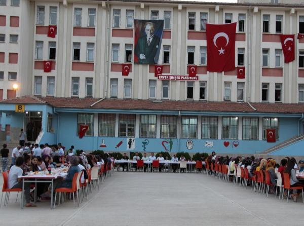 Abdurrahman Şimşek Mesleki ve Teknik Anadolu Lisesi Fotoğrafı